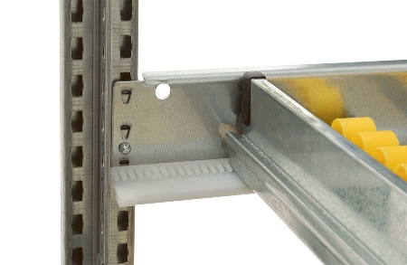 hofe Normalröllchenleiste, passend für Tiefe 1200 mm. Leiste aus verzinktem Stahlblech, Röllchen (gelb) aus thermoplastischem Kunststoff (PP).