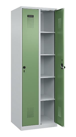 C+P Wäsche-Spind Evolo PLUS 049020-22B mit Sockel 2 Abt.je 400mm Drehriegel (HxBxT) 1950x800x500mm 7035/3000