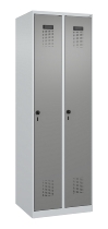 C+P Wäsche-Spind Evolo PLUS 049020-22B mit Sockel 2 Abt.je 400mm Drehriegel (HxBxT) 1950x800x500mm 7035/3000