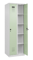 C+P Wäsche-Spind Evolo PLUS 049020-22B mit Sockel 2 Abt.je 400mm Drehriegel (HxBxT) 1950x800x500mm 7035/3000