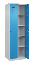C+P Wäsche-Spind Evolo PLUS 049020-22B mit Sockel 2 Abt.je 400mm Drehriegel (HxBxT) 1950x800x500mm 7035/3000