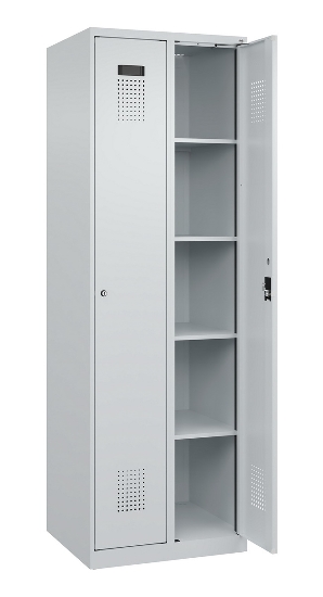 C+P Wäsche-Spind Evolo PLUS 049020-22B mit Sockel 2 Abt.je 400mm Drehriegel (HxBxT) 1950x800x500mm 7035/3000