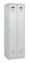 C+P Wäsche-Spind Evolo PLUS 049020-22B mit Sockel 2 Abt.je 400mm Drehriegel (HxBxT) 1950x800x500mm 7035/3000