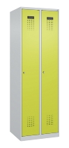 C+P Wäsche-Spind Evolo PLUS 049020-22B mit Sockel 2 Abt.je 400mm Drehriegel (HxBxT) 1950x800x500mm 7035/3000