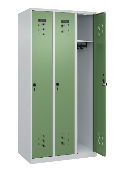 C+P Spind Evolo PLUS 049000-30 bodenstehend 3 Abt. 300mm Drehriegel (HxBxT) 1850x900x500mm 7035/0004