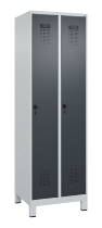 C+P Wäsche-Spind Evolo PLUS 049020-22B mit Sockel 2 Abt.je 400mm Drehriegel (HxBxT) 1950x800x500mm 7035/3000