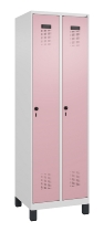 C+P Wäsche-Spind Evolo PLUS 049020-22B mit Sockel 2 Abt.je 400mm Drehriegel (HxBxT) 1950x800x500mm 7035/3000