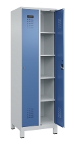C+P Wäsche-Spind Evolo PLUS 049020-22B mit Sockel 2 Abt.je 400mm Drehriegel (HxBxT) 1950x800x500mm 7035/3000