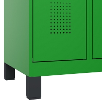 C+P Schwarz-Weiß-Spind Evolo PLUS 049012-20 mit Füßen 2 Abt.300mm Zylinder (HxBxT) 1850x600x500mm 0010/0010