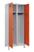 C+P Schwarz-Weiß-Spind Evolo PLUS 049012-22 mit Füßen 2 Abt.400mm Drehriegel (HxBxT) 1850x800x500mm 7016/7016