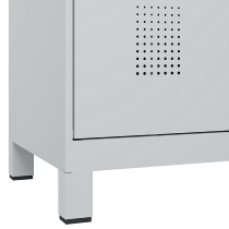 C+P Wäsche-Spind Evolo PLUS 049012-22B mit Füßen 2 Abt.je 400mm Zylinder (HxBxT) 1950x800x500mm 7035/3000