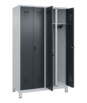 C+P Schwarz-Weiß-Spind Evolo PLUS 049012-22 mit Füßen 2 Abt.400mm Drehriegel (HxBxT) 1850x800x500mm 7016/7016