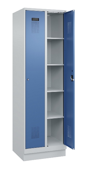 C+P Wäsche-Spind Evolo PLUS 049020-22B mit Sockel 2 Abt.je 400mm Drehriegel (HxBxT) 1950x800x500mm 7035/3000