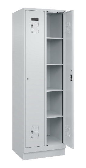 C+P Wäsche-Spind Evolo PLUS 049020-22B mit Sockel 2 Abt.je 400mm Drehriegel (HxBxT) 1950x800x500mm 7035/3000