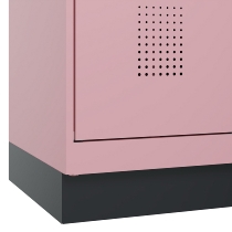 C+P Wäsche-Spind Evolo PLUS 049010-22B mit Füßen 2 Abt.je 400mm Drehriegel (HxBxT) 1950x800x500mm 0010/0010