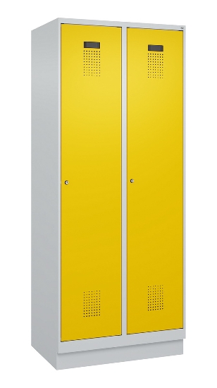 C+P Wäsche-Spind Evolo PLUS 049020-22B mit Sockel 2 Abt.je 400mm Drehriegel (HxBxT) 1950x800x500mm 7035/3000