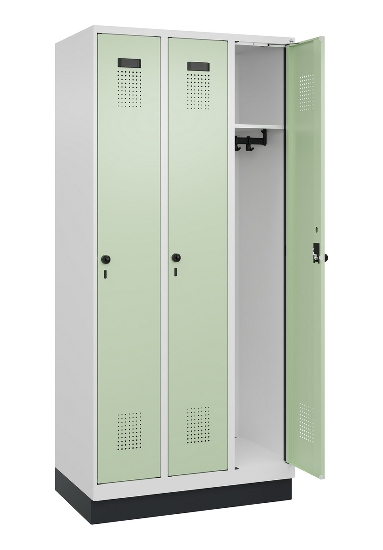 C+P Spind Evolo PLUS 049020-20 mit Sockel 2 Abt. 300mm Zylinderschloss (HxBxT) 1950x600x500mm 7035/7016