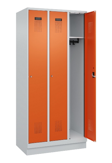 C+P Spind Evolo PLUS 049020-20 mit Sockel 2 Abt. 300mm Zylinderschloss (HxBxT) 1950x600x500mm 7035/7016