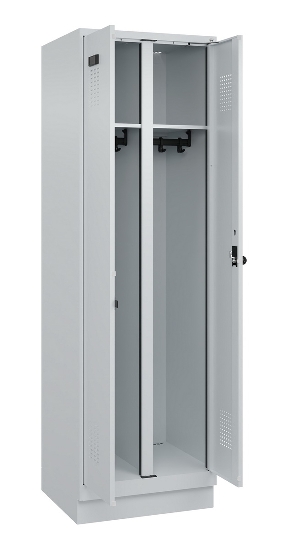 C+P Schwarz-Weiß-Spind Evolo PLUS 049022-20 mit Sockel 2 Abt.300mm Drehriegel (HxBxT) 1850x600x500mm 7016/7035