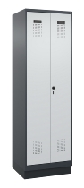 C+P Schwarz-Weiß-Spind Evolo PLUS 049022-20 mit Sockel 2 Abt.300mm Drehriegel (HxBxT) 1850x600x500mm 7016/7035