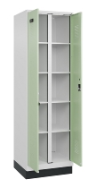 C+P Wäsche-Spind Evolo PLUS 049012-22B mit Füßen 2 Abt.je 400mm Zylinder (HxBxT) 1950x800x500mm 7035/3000