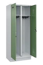 C+P Schwarz-Weiß-Spind Evolo PLUS 049022-20 mit Sockel 2 Abt.300mm Drehriegel (HxBxT) 1850x600x500mm 7016/7035