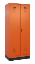 C+P Schwarz-Weiß-Spind Evolo PLUS 049012-20 mit Füßen 2 Abt.300mm Zylinder (HxBxT) 1850x600x500mm 0010/0010