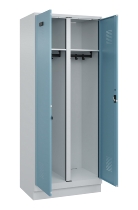 C+P Schwarz-Weiß-Spind Evolo PLUS 049022-20 mit Sockel 2 Abt.300mm Drehriegel (HxBxT) 1850x600x500mm 7016/7035