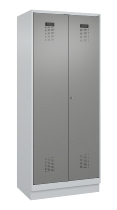 C+P Schwarz-Weiß-Spind Evolo PLUS 049022-20 mit Sockel 2 Abt.300mm Drehriegel (HxBxT) 1850x600x500mm 7016/7035