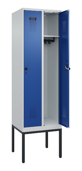 C+P Spind Evolo PLUS 0490307-32 mit Gestell 3 Abt.je 400mm Drehriegel (HxBxT) 2120x1200x815mm 7035/2004