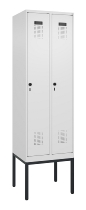 C+P Spind Evolo PLUS 0490307-32 mit Gestell 3 Abt.je 400mm Drehriegel (HxBxT) 2120x1200x815mm 7035/2004