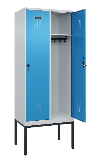 C+P Spind Evolo PLUS 0490307-32 mit Gestell 3 Abt.je 400mm Drehriegel (HxBxT) 2120x1200x815mm 7035/2004