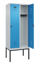 C+P Spind Evolo PLUS 0490307-32 mit Gestell 3 Abt.je 400mm Drehriegel (HxBxT) 2120x1200x815mm 7035/2004