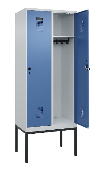 C+P Spind Evolo PLUS 0490307-32 mit Gestell 3 Abt.je 400mm Drehriegel (HxBxT) 2120x1200x815mm 7035/2004