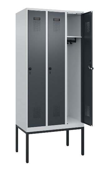 C+P Spind Evolo PLUS 0490307-32 mit Gestell 3 Abt.je 400mm Drehriegel (HxBxT) 2120x1200x815mm 7035/2004