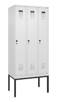 C+P Spind Evolo PLUS 0490307-32 mit Gestell 3 Abt.je 400mm Drehriegel (HxBxT) 2120x1200x815mm 7035/2004