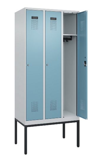 C+P Spind Evolo PLUS 0490307-32 mit Gestell 3 Abt.je 400mm Drehriegel (HxBxT) 2120x1200x815mm 7035/2004