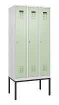 C+P Spind Evolo PLUS 0490307-32 mit Gestell 3 Abt.je 400mm Drehriegel (HxBxT) 2120x1200x815mm 7035/2004