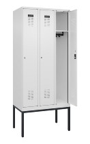 C+P Spind Evolo PLUS 0490307-32 mit Gestell 3 Abt.je 400mm Drehriegel (HxBxT) 2120x1200x815mm 7035/2004