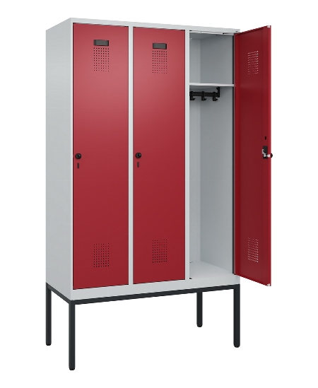 C+P Spind Evolo PLUS 0490307-32 mit Gestell 3 Abt.je 400mm Drehriegel (HxBxT) 2120x1200x815mm 7035/2004