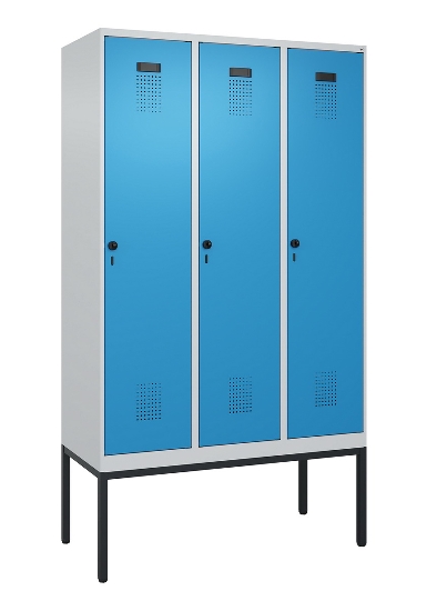 C+P Spind Evolo PLUS 0490307-32 mit Gestell 3 Abt.je 400mm Drehriegel (HxBxT) 2120x1200x815mm 7035/2004