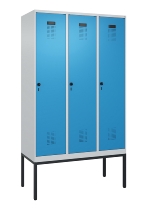 C+P Spind Evolo PLUS 0490307-32 mit Gestell 3 Abt.je 400mm Drehriegel (HxBxT) 2120x1200x815mm 7035/2004