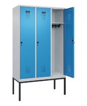 C+P Spind Evolo PLUS 0490307-32 mit Gestell 3 Abt.je 400mm Drehriegel (HxBxT) 2120x1200x815mm 7035/2004