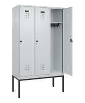C+P Spind Evolo PLUS 0490307-32 mit Gestell 3 Abt.je 400mm Drehriegel (HxBxT) 2120x1200x815mm 7035/2004