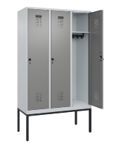 C+P Spind Evolo PLUS 0490307-32 mit Gestell 3 Abt.je 400mm Drehriegel (HxBxT) 2120x1200x815mm 7035/2004