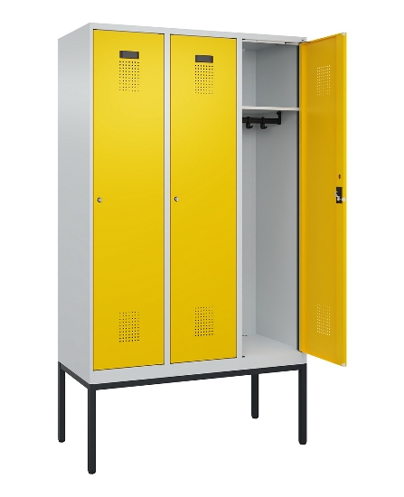 C+P Spind Evolo PLUS 0490307-32 mit Gestell 3 Abt.je 400mm Drehriegel (HxBxT) 2120x1200x815mm 7035/2004