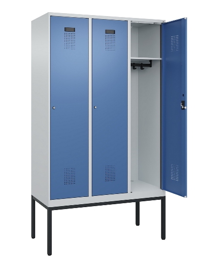 C+P Spind Evolo PLUS 0490307-32 mit Gestell 3 Abt.je 400mm Drehriegel (HxBxT) 2120x1200x815mm 7035/2004