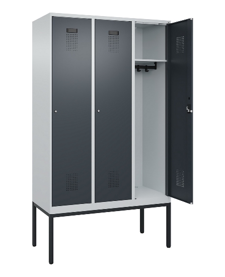C+P Spind Evolo PLUS 0490307-32 mit Gestell 3 Abt.je 400mm Drehriegel (HxBxT) 2120x1200x815mm 7035/2004