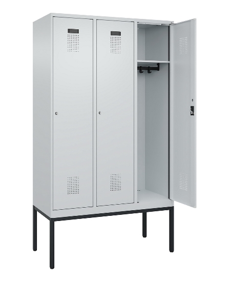 C+P Spind Evolo PLUS 0490307-32 mit Gestell 3 Abt.je 400mm Drehriegel (HxBxT) 2120x1200x815mm 7035/2004