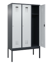 C+P Spind Evolo PLUS 0490307-32 mit Gestell 3 Abt.je 400mm Drehriegel (HxBxT) 2120x1200x815mm 7035/2004